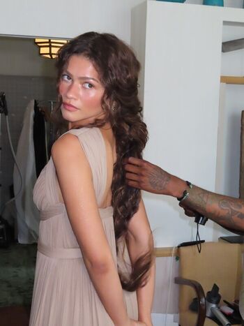 🔥 Zendaya leaked private photo uncensored full